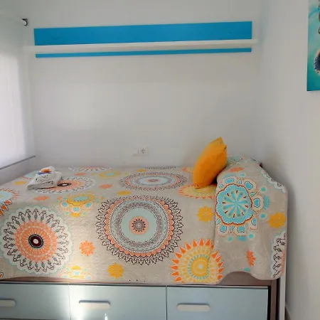 Pintor Solana Apartman *